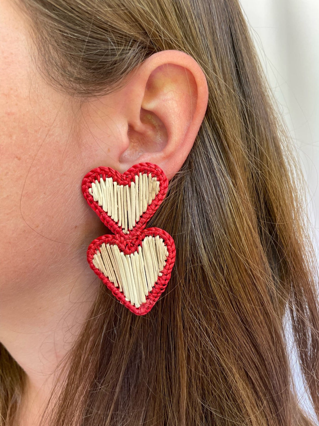 HEART PALM EARRING - NATURAL W RED BORDER