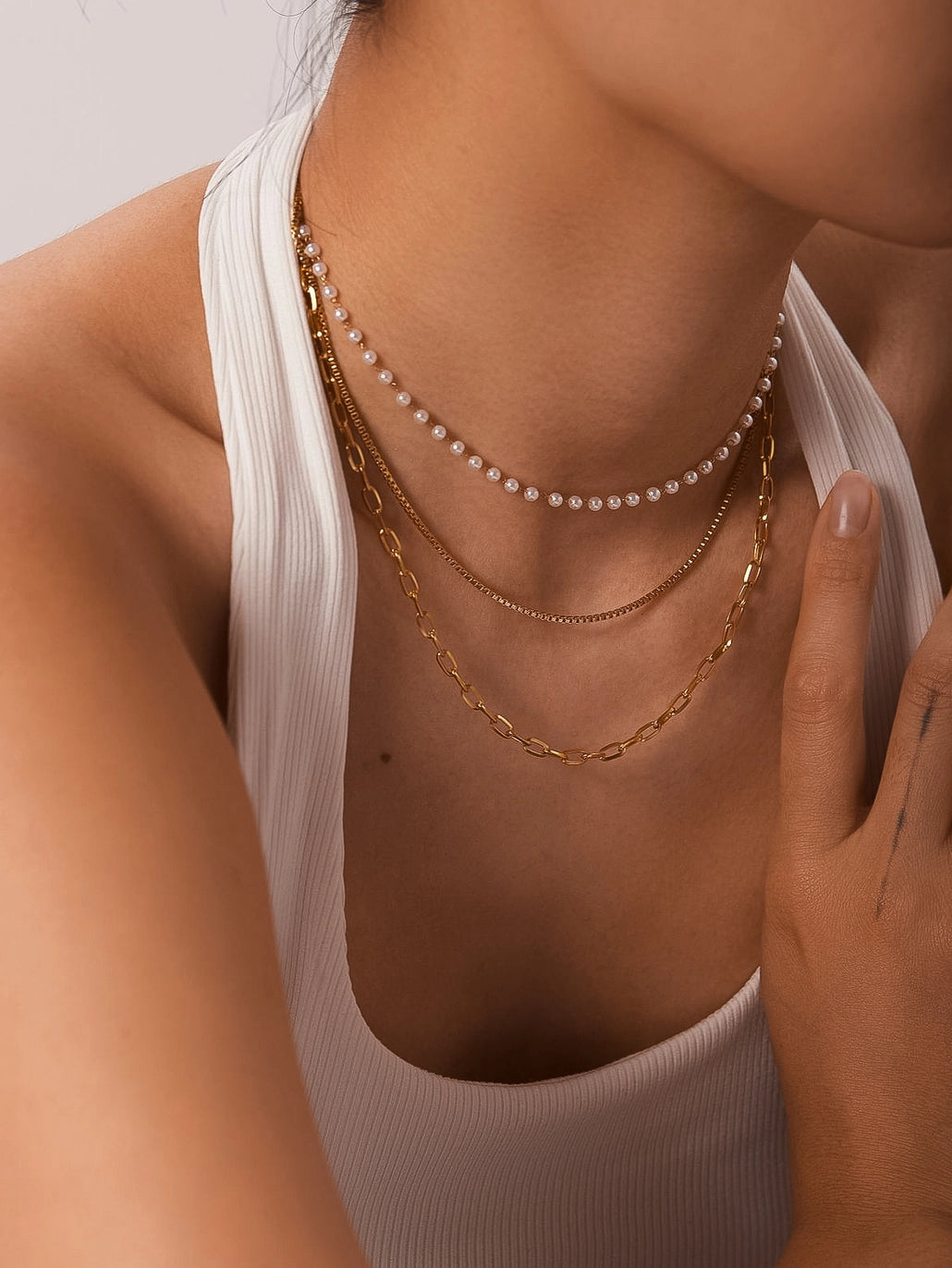 CADEAUX 18K GOLD STACKED PEARL NECKLACE