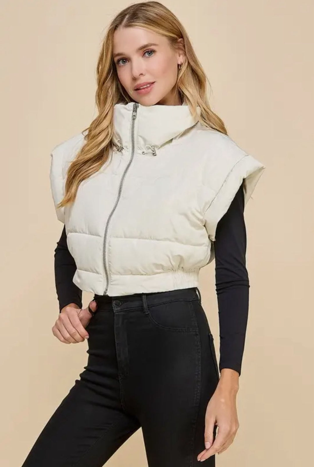 GIGI ELASTIC WAIST CROPPED PUFFER VEST-CREAM