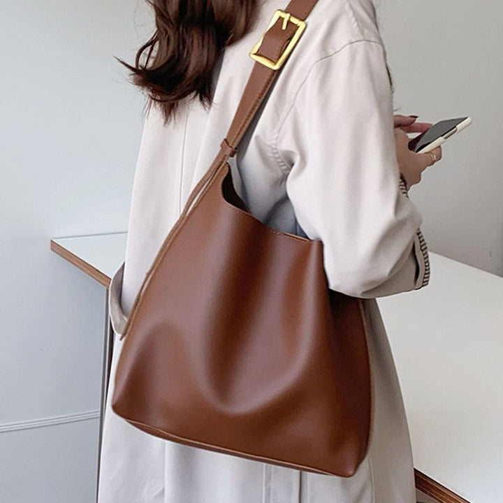 BUCKET MESSENGER BAG-DARK BROWN