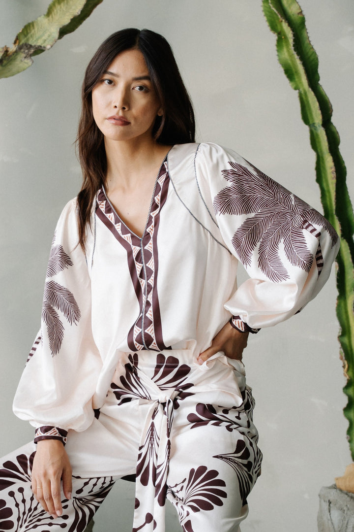 KENSLEY PALM TREE PRINTED BLOUSE-CREAM/MULTI