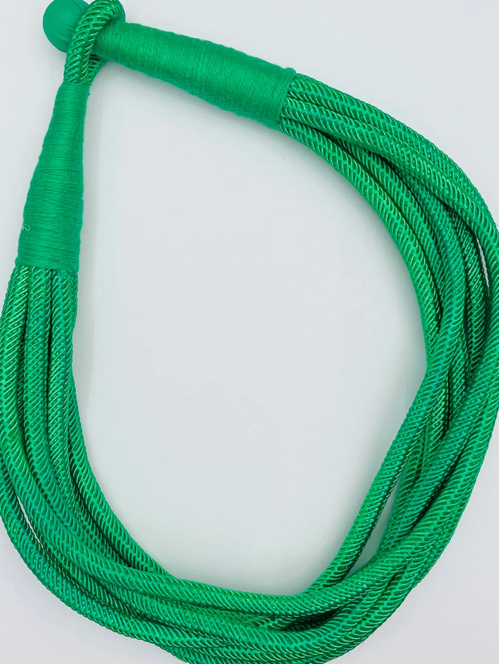 SLUB 8 STRAND NECKLACE-KELLY GREEN