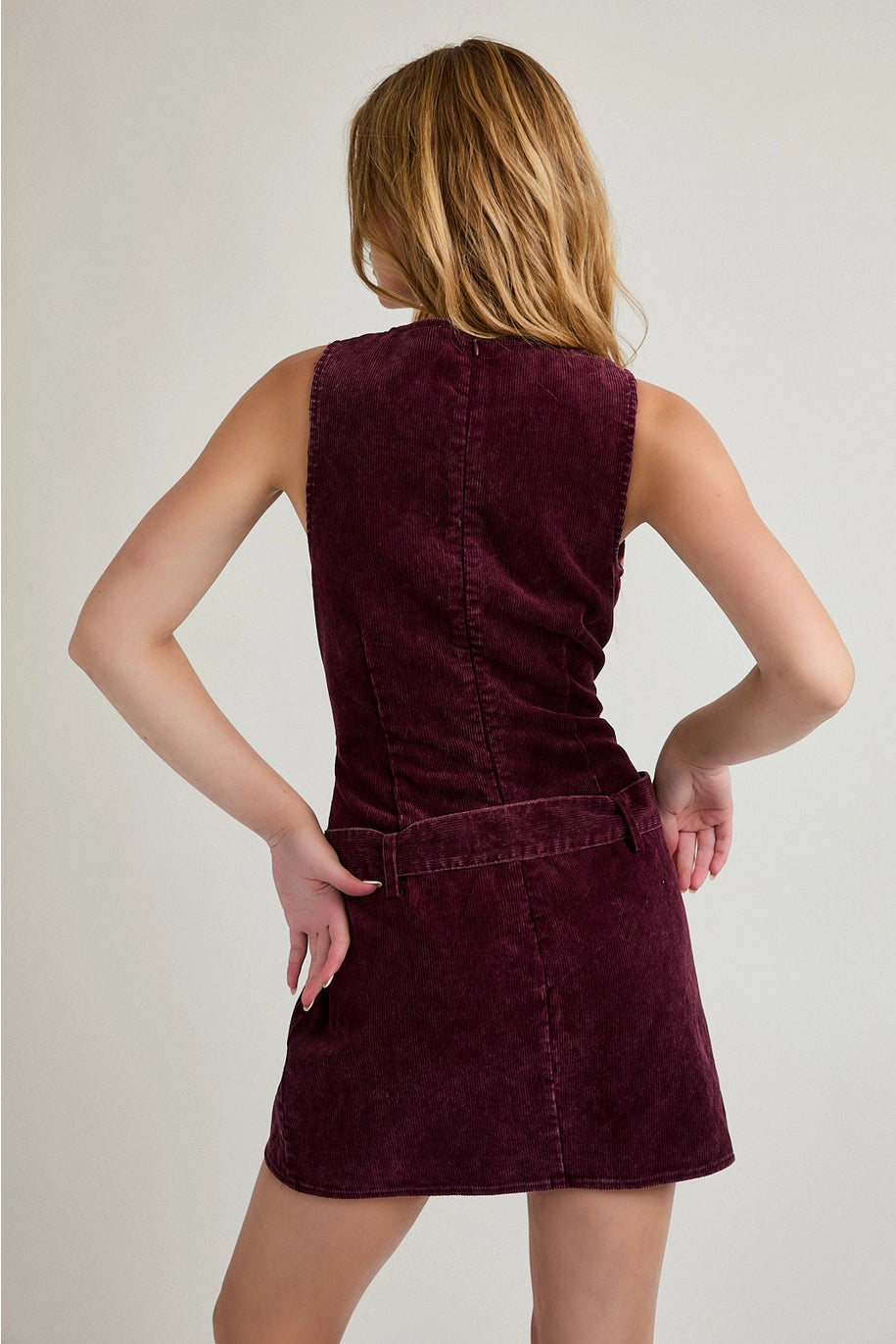 SLEEVELESS BELTED MINI DRESS-DARK MAROON