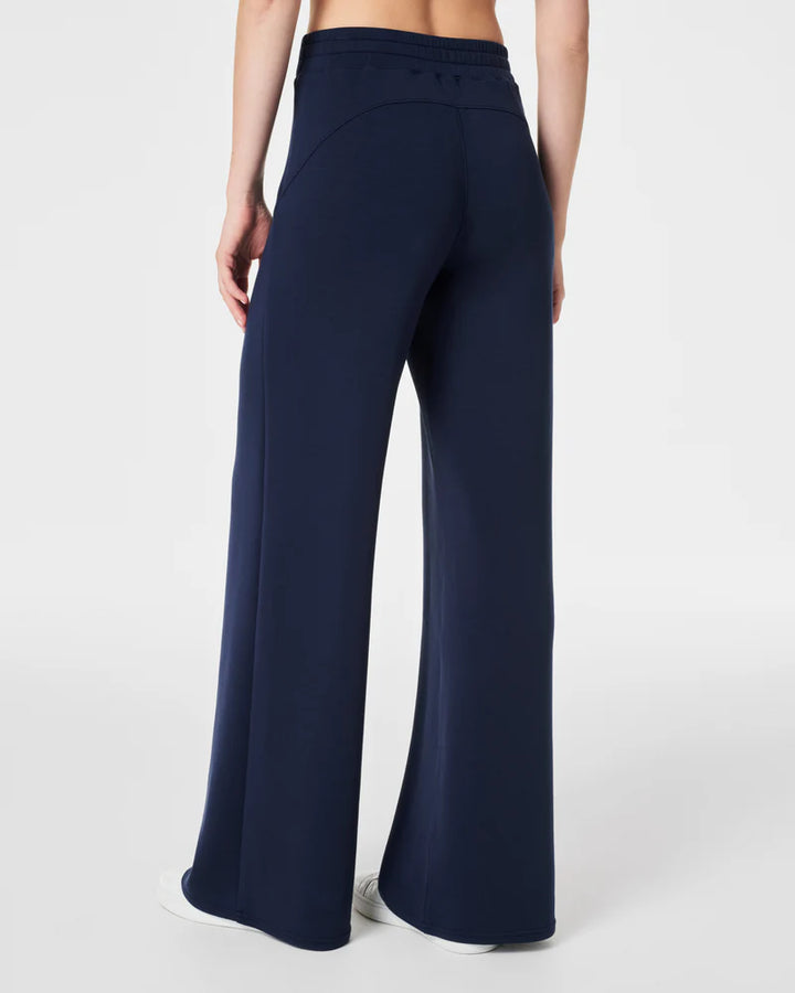 AIRESSENTIALS WIDE LEG PANT-TIMELESS NAVY
