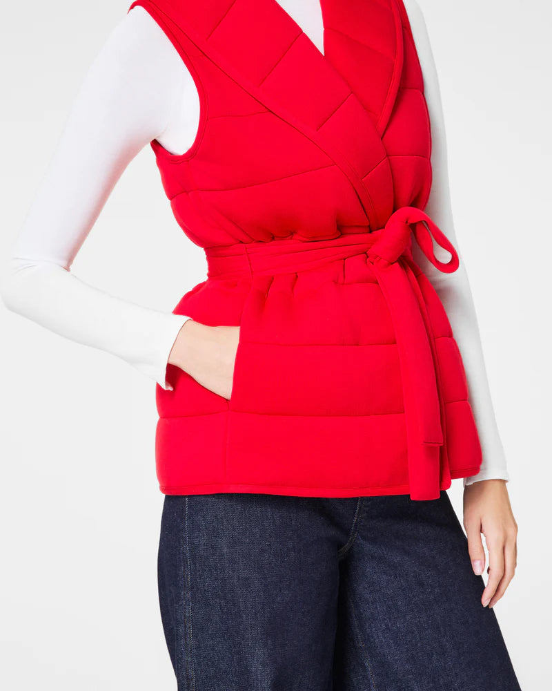AIRESSENTIALS PUFFY VEST-SPANX RED