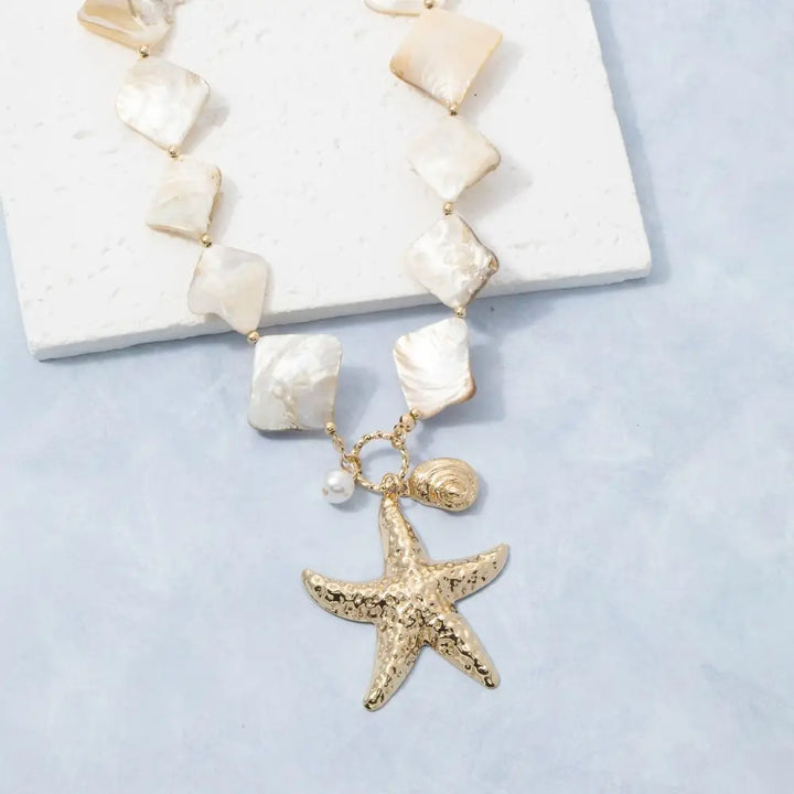 STARFISH AND PEARL DROP NECKLACE-GOLD
