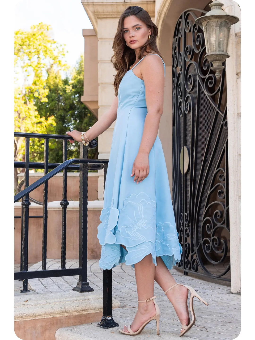 3D FLORAL APPLIQUÉ MIDI DRESS-CHAMBRAY