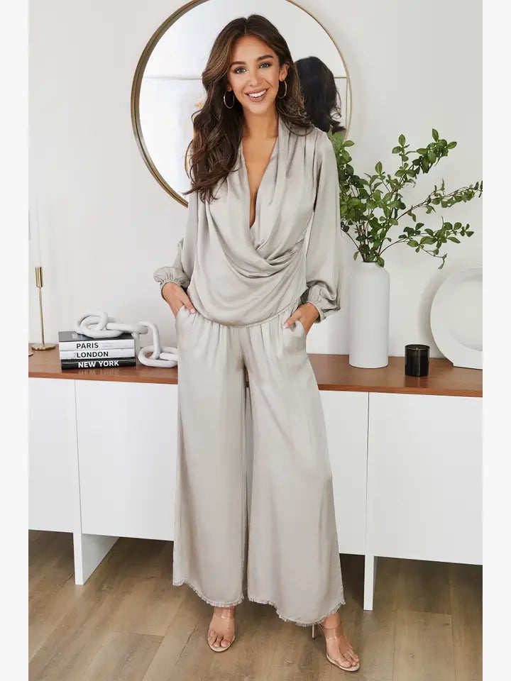 VISCOSE DRAWSTRING WAIST DISTRESSED HEM PALAZZO PANT-BEIGE