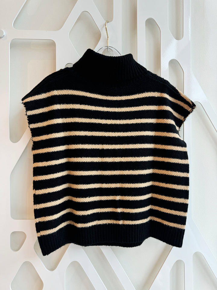 TURTLENECK STRIPE VEST-BLACK/CREAM