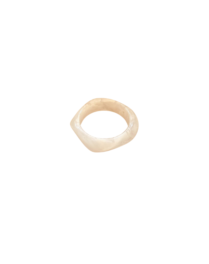 IRREGULAR ACRYLIC BRACELET-WHITE