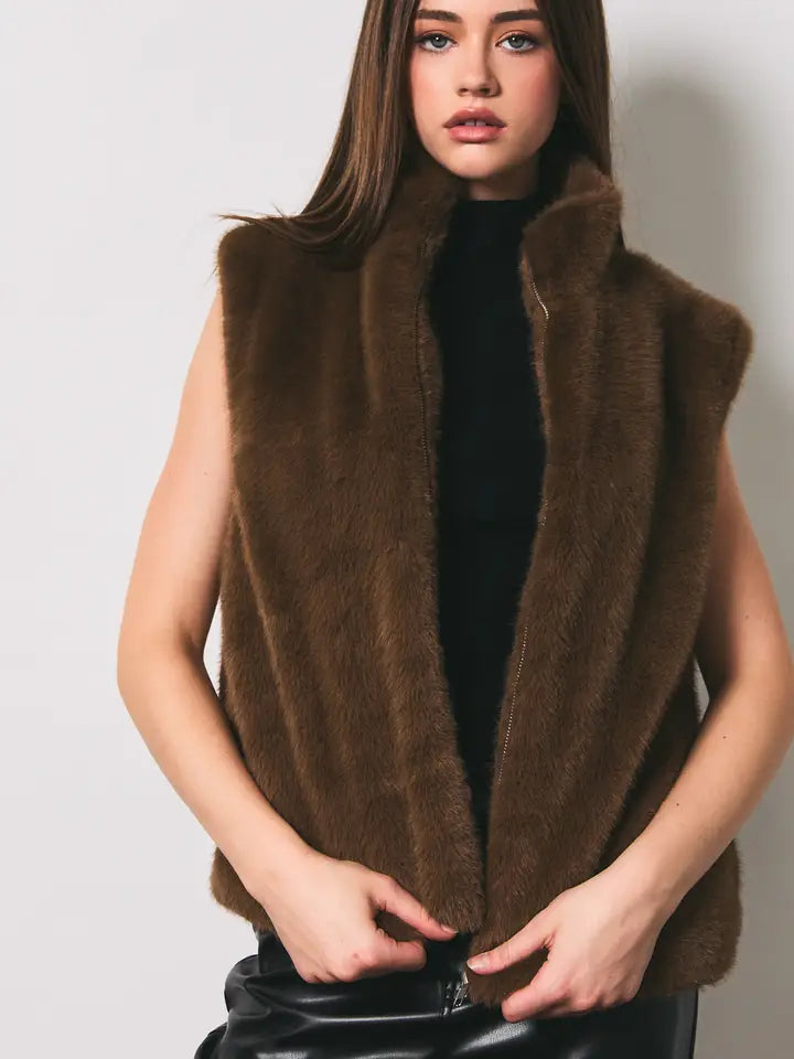 HIGH NECK FAUX FUR ZIP VEST JACKET-BROWN