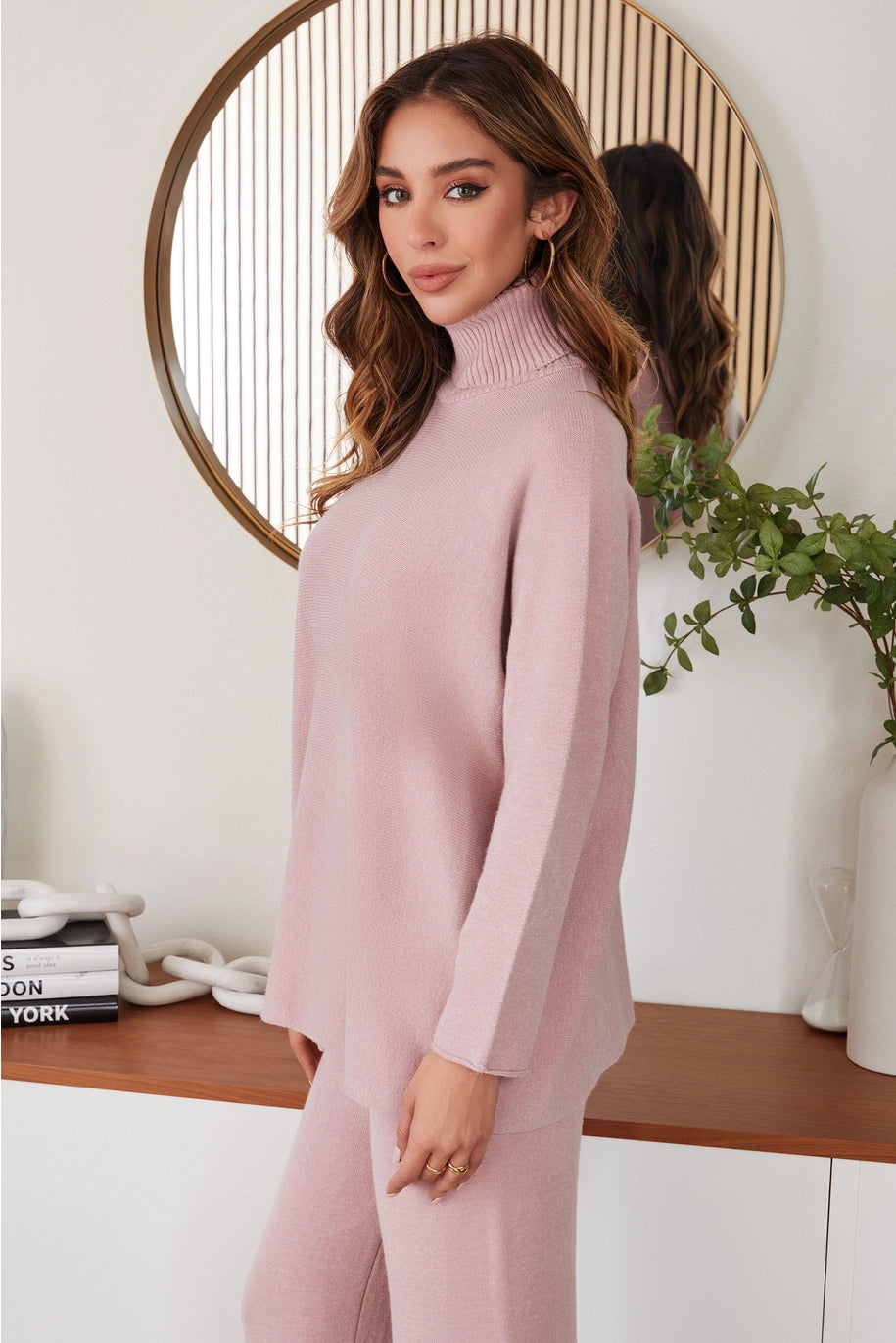 ITALIAN KNIT CASUAL FIT TURTLENECK TOP-BLUSH