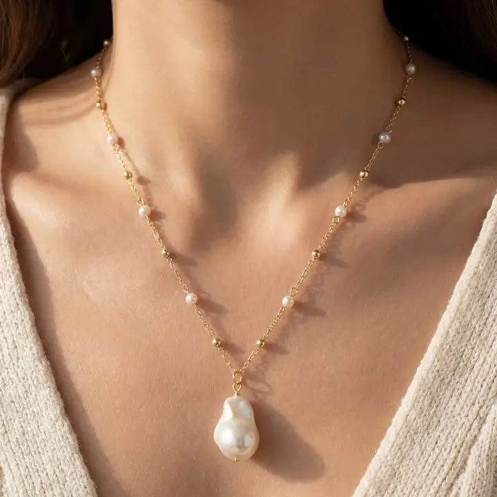 PEARL PENDANT STATION CHAIN NECKLACE-GOLD/CREAM