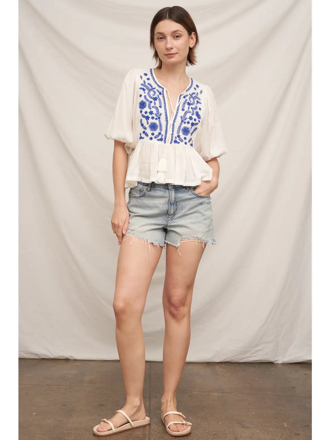 EMBROIDERED PEPLUM TOP-WHITE/BLUE