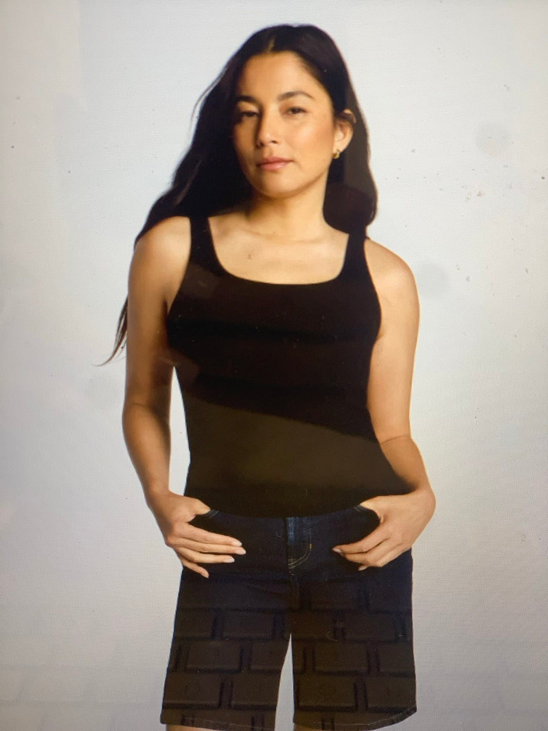 RIBBED KNIT SCOOP TANK-CLASSIC BLACK