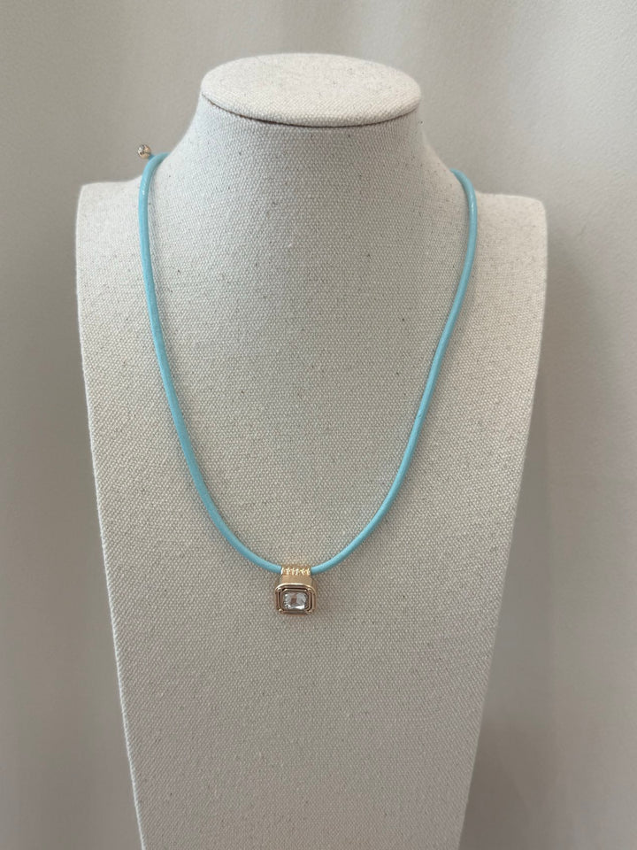 GOLD SPARKLE NECKLACE-POWDER BLUE