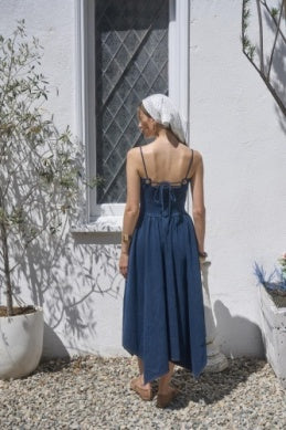 HANDKERCHIEF HEM DENIM MIDI DRESS-INDIGO – The Gatorbug HANDKERCHIEF HEM DENIM MIDI DRESS-INDIGO – The Gatorbug