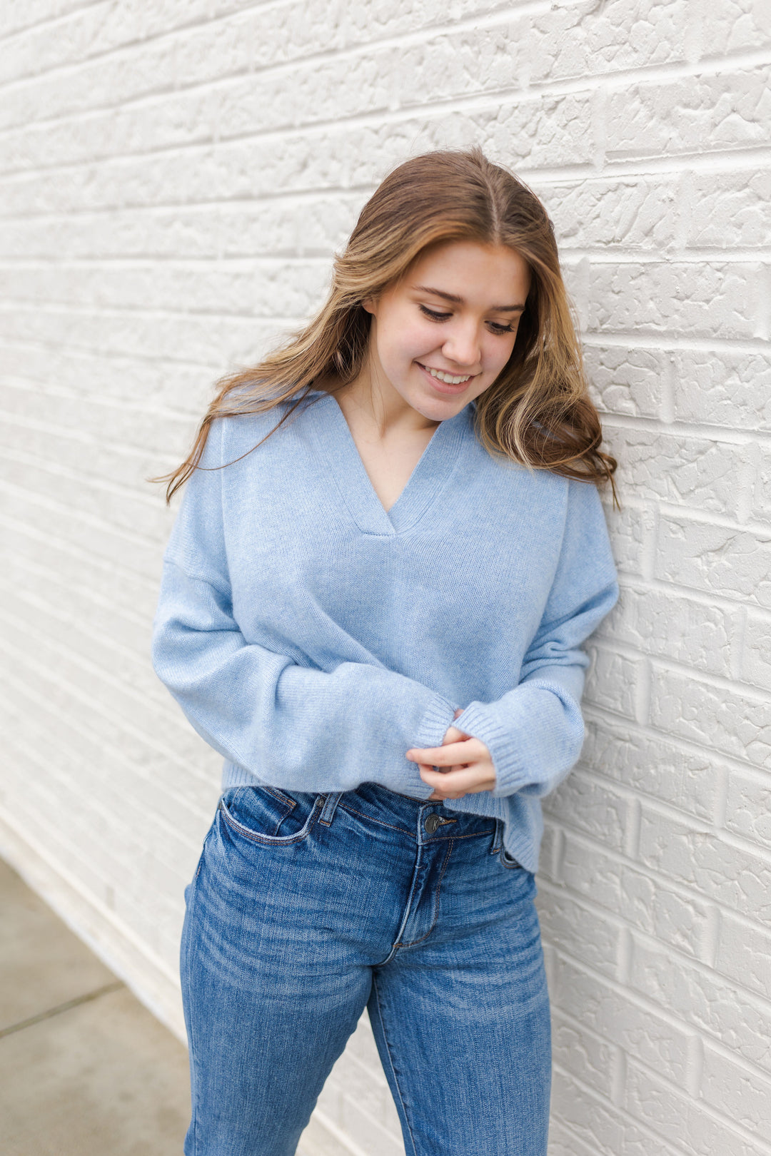 CROPPED COLLAR SWEATER - BABY BLUE